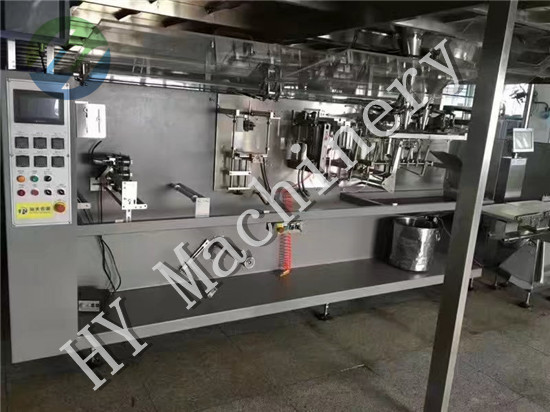 HY-180 Horizontal Roller Film Bag Forming Packaging Machine 4_